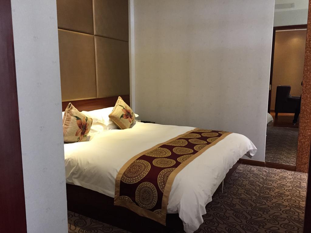 Shanghai Baron Business Bund Hotel Zimmer foto